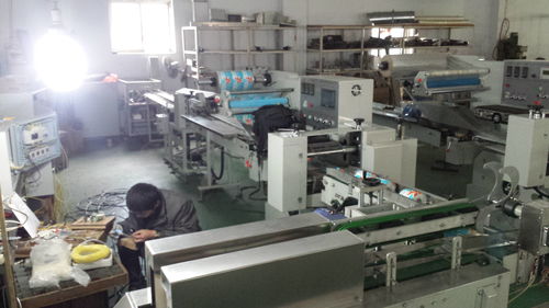 誠信鑄就品質(zhì)，專業(yè)成就未來——青微衛(wèi)生紙包裝機(jī)械廠家的設(shè)備與服務(wù)